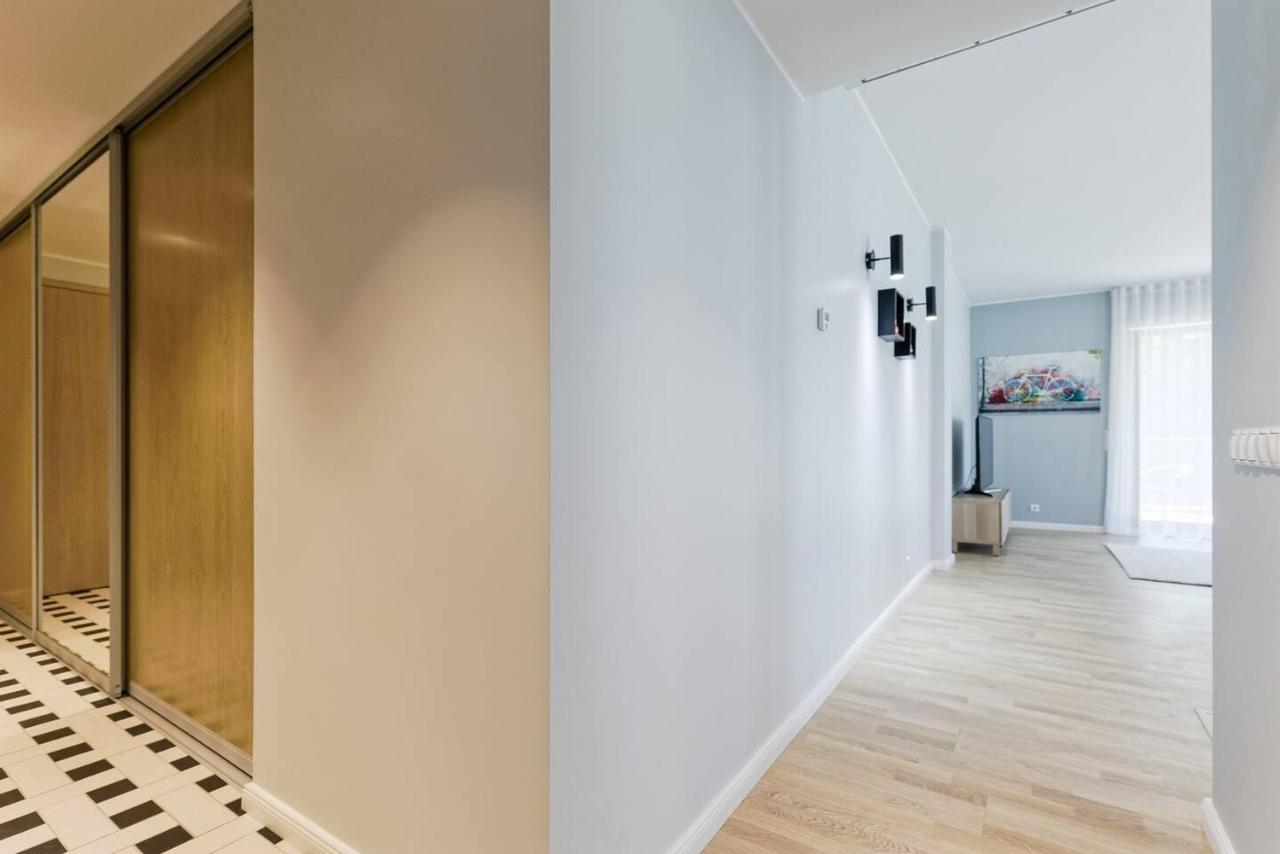 Central Apartments, Quiet With Free Parking And Ac. 탈린 외부 사진