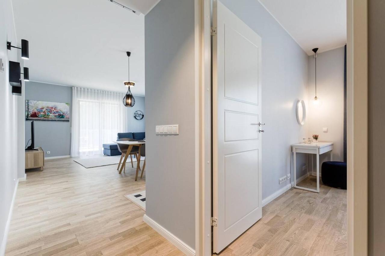 Central Apartments, Quiet With Free Parking And Ac. 탈린 외부 사진