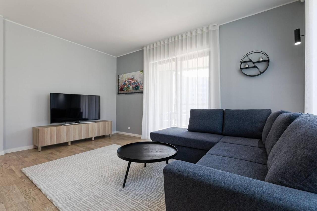 Central Apartments, Quiet With Free Parking And Ac. 탈린 외부 사진
