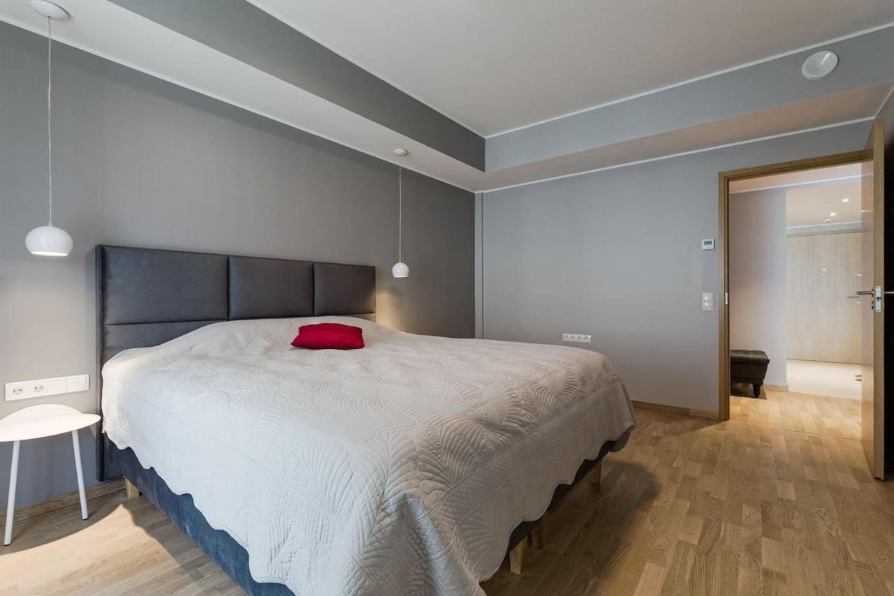 Central Apartments, Quiet With Free Parking And Ac. 탈린 외부 사진