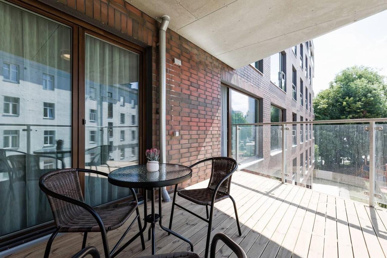 Central Apartments, Quiet With Free Parking And Ac. 탈린 외부 사진