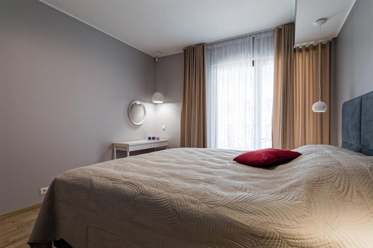 Central Apartments, Quiet With Free Parking And Ac. 탈린 외부 사진