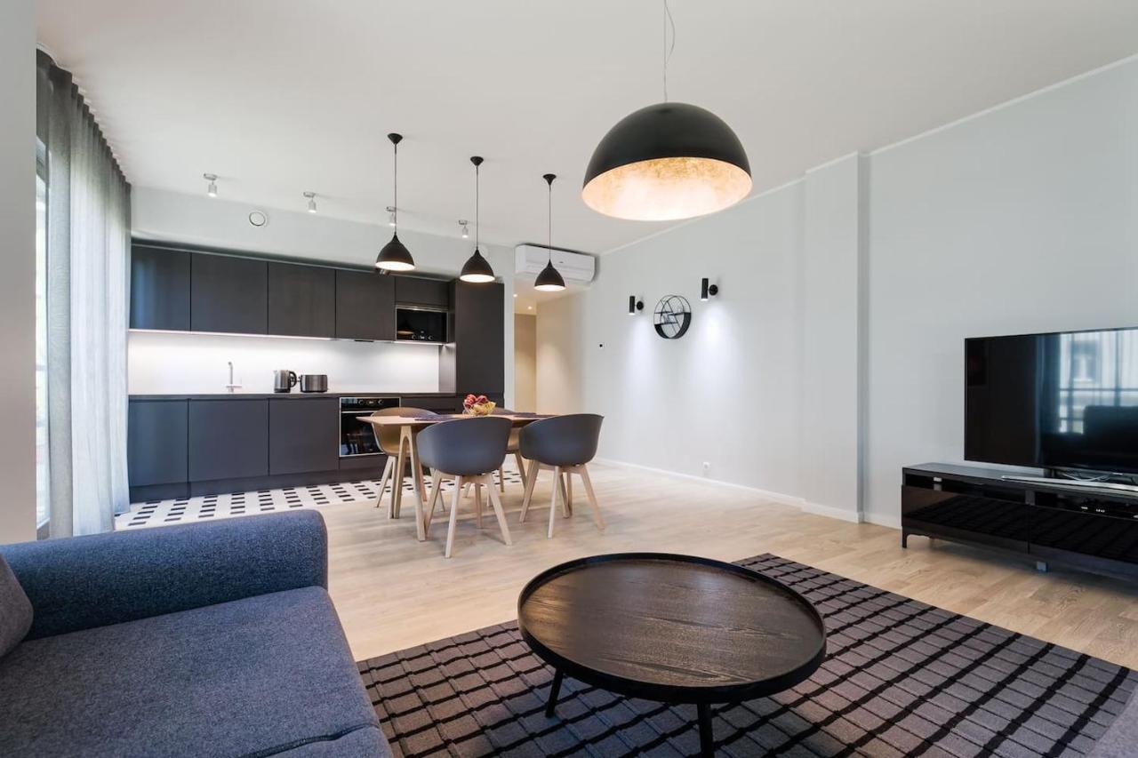 Central Apartments, Quiet With Free Parking And Ac. 탈린 외부 사진
